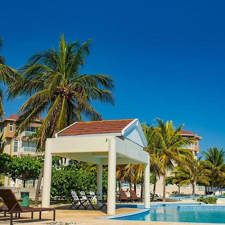 Whispering Seas Oceanfront Suite Ocho Rios Exterior foto